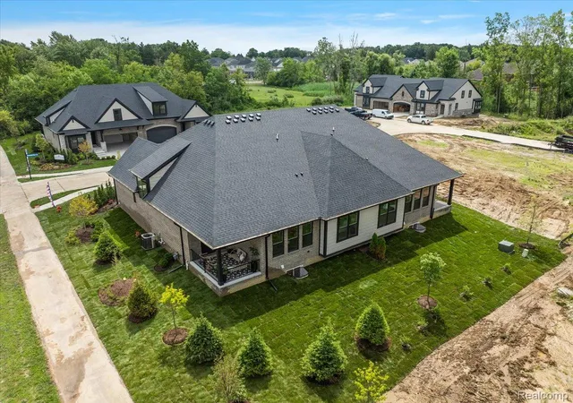5th image of 2028 Breckenridge Ct #10, Rochester, MI 48309 | MLS# 20251044837