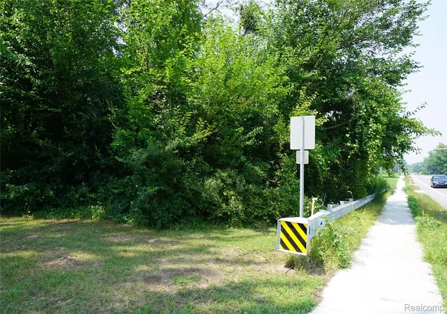 Photo 2 of Land for sale at Vacant Wayne Rd, Romulus, MI 48174 | MLS# 20251044942 | Listing updated on 2026-09-02