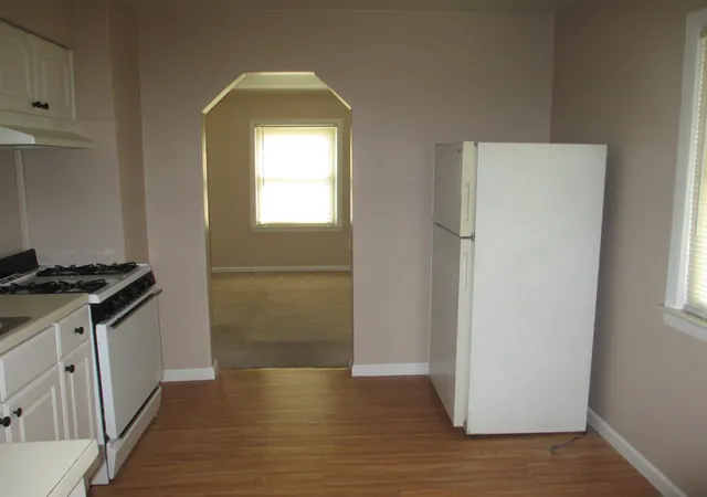 Photo 4 of Single family home for sale at 8291 Lozier Ave, Warren, MI 48089 | MLS# 81025052633 | Listing updated on 2026-07-31