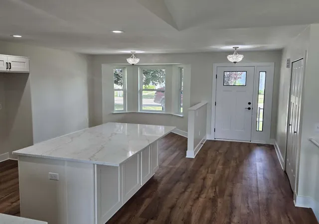 Photo 3 of Single family home for sale at 6285 Arlington Dr, Swartz Creek, MI 48473 | MLS# 5050191388 | Listing updated on 2026-09-11