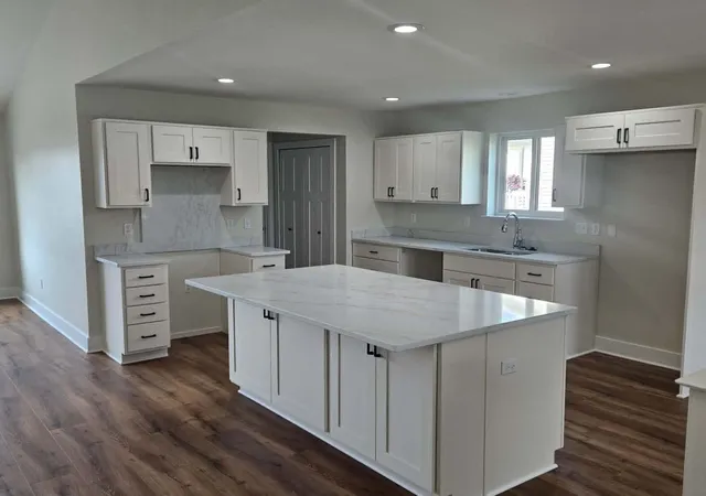 Photo 4 of Single family home for sale at 6285 Arlington Dr, Swartz Creek, MI 48473 | MLS# 5050191388 | Listing updated on 2026-10-09