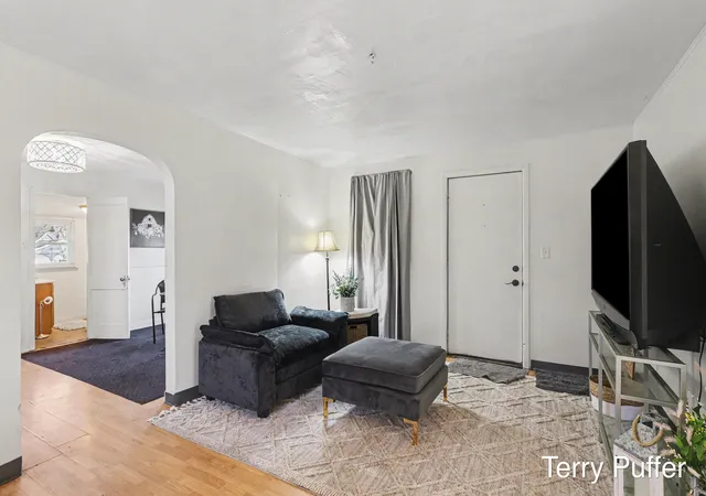 Photo 3 of Single family home for sale at 1653 Mcilwraith St, Muskegon, MI 49442 | MLS# 71025052916 | Listing updated on 2026-04-15