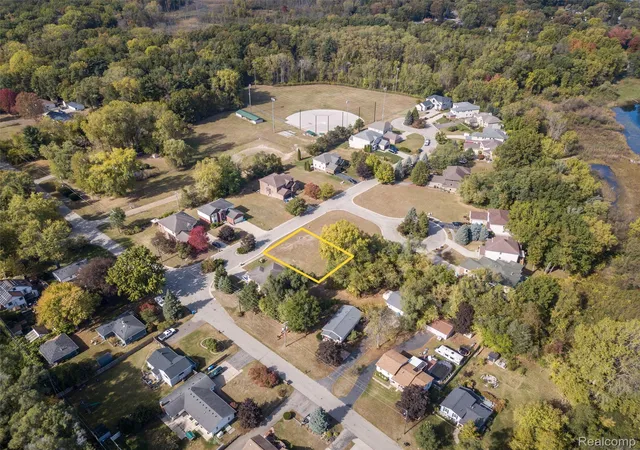 1st image of 256 Madeleine Ln, Waterford, MI 48328 | MLS# 20251045858
