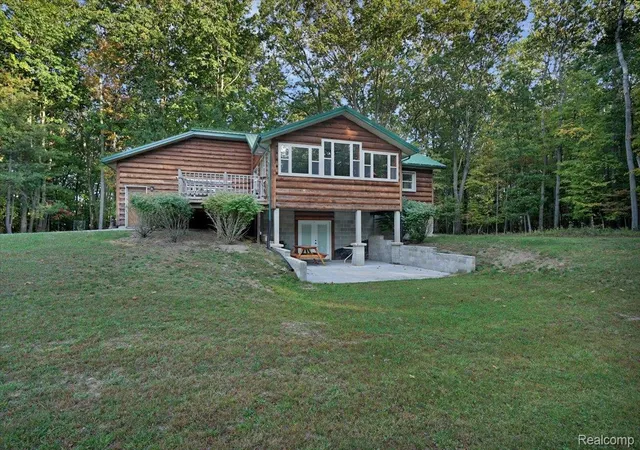 Photo 3 of Single family home for sale at 7761 Port Austin Rd, Caseville City Huron, MI 48755 | MLS# 20251046465 | Listing updated on 2026-07-20