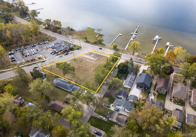 Land for sale at 1035 E Walled Lake Dr, Walled Lake, MI 48390 | MLS# 20251047107