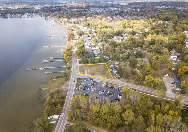 Photo 1 of Sale Pending at 1035 E Walled Lake Dr, Walled Lake, MI 48390 | MLS# 20251047107 | Listing updated on 2026-09-21