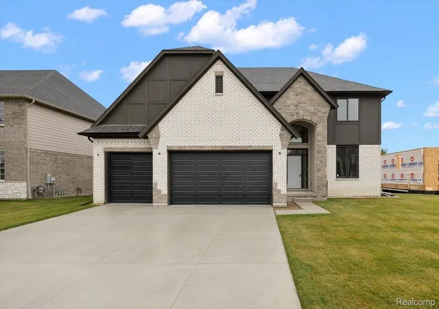 Photo 2 of Single family home for sale at 50669 Mistwood Dr, Macomb, MI 48042 | MLS# 20251047171 | Listing updated on 2026-08-30