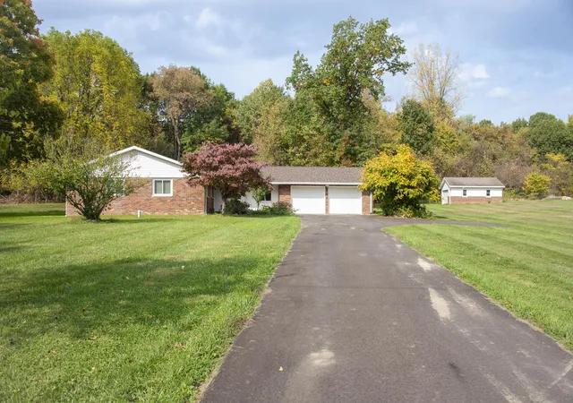 Photo 1 of Single Family Residence at 4129 E Snow Rd, Berrien Springs, MI 49103 | MLS# 69025053951 | | Sold on 2026-03-13