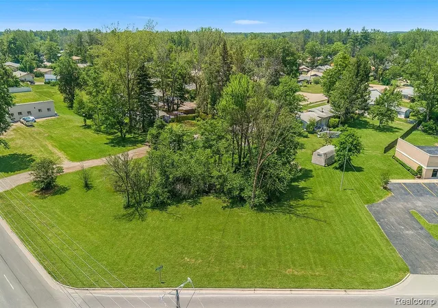 Photo 1 of Land for sale at 0 Helen Ave, Grand Blanc Charter Township Genesee, MI 48507 | MLS# 20251047188 | Listing updated on 2026-07-29
