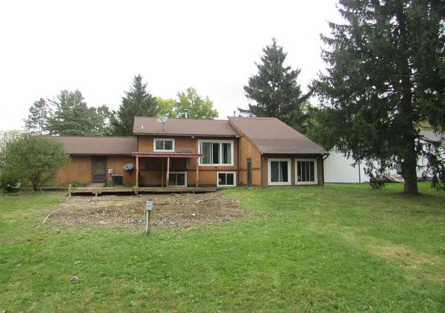4th image of 1434 E Cook Rd, Grand Blanc, MI 48439 | MLS# 5050192082