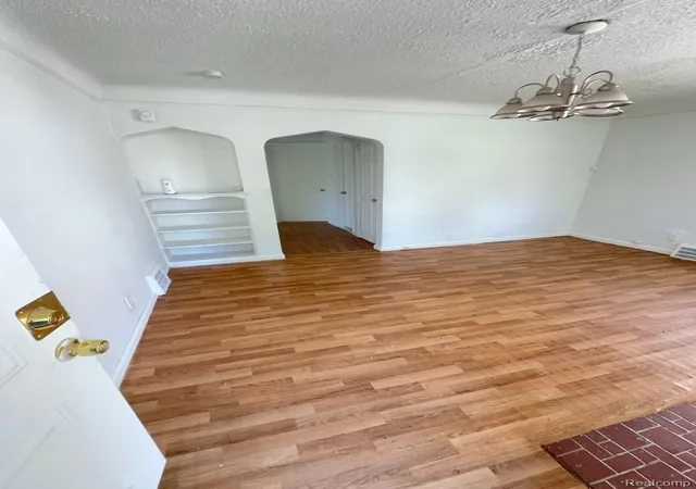 2nd image of 13503 Ashton Rd, Detroit, MI 48223 | MLS# 20251047481