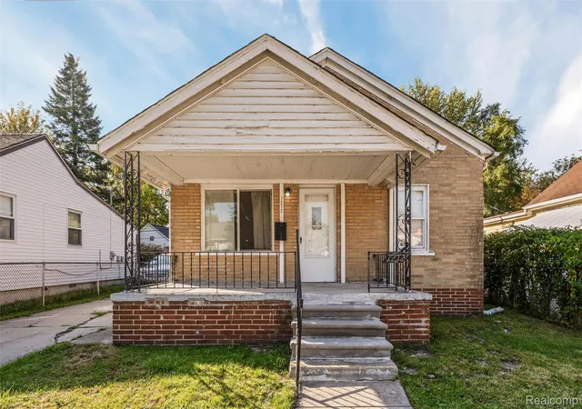 2nd image of 7212 Hudson Ave, Warren, MI 48091 | MLS# 20251047614