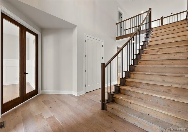 Photo 4 of Single family home for sale at 53650 Romeo Plank Rd, Macomb Township Macomb, MI 48042 | MLS# 20251048255 | Listing updated on 2026-09-20