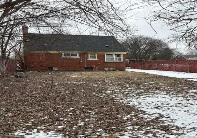 Photo 3 of Single family home for sale at 11421 Sorrento St, Detroit, MI 48227 | MLS# 20251048260 | Listing updated on 2026-10-07