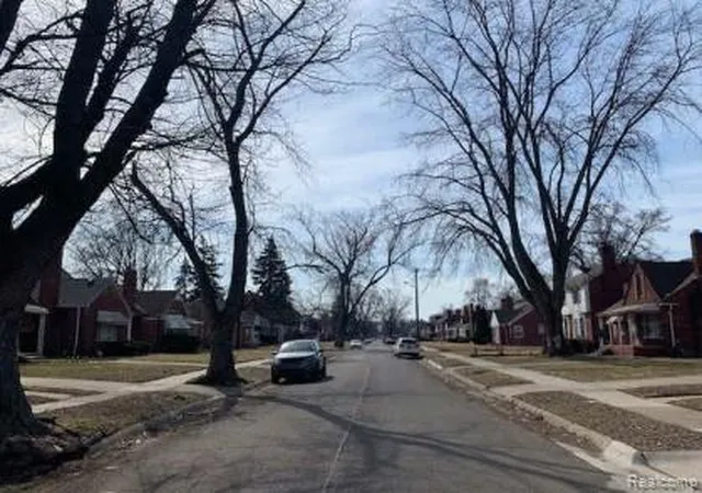 3rd image of 15444 Heyden St, Detroit, MI 48223 | MLS# 20251049055
