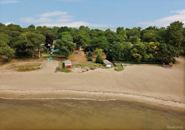 Photo 2 of Single family home for sale at 9515 Point Charities Ave, Pigeon, MI 48755 | MLS# 20251049087 | Listing updated on 2026-09-06