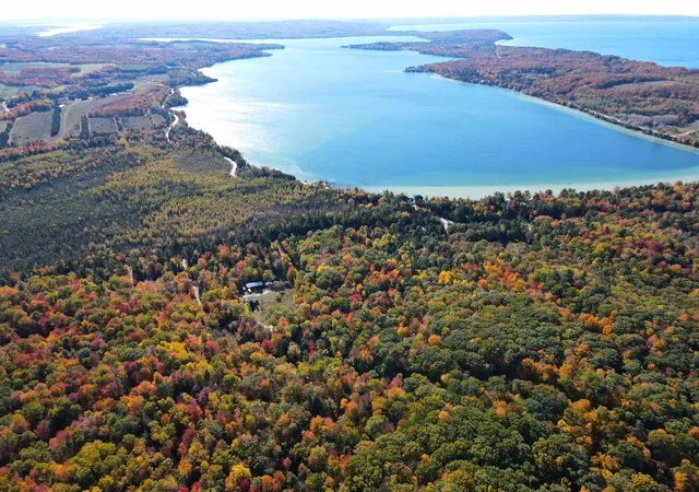 3rd image of 6 Acres N Manitou Trl, Leland, MI 49654 | MLS# 78080063191