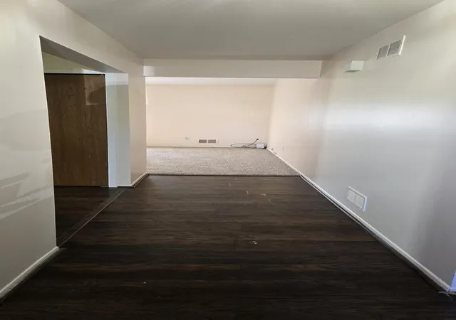 Listing Photo 2 - Condo for sale in building located at 8688 Villa Ln, Warren, MI 48093