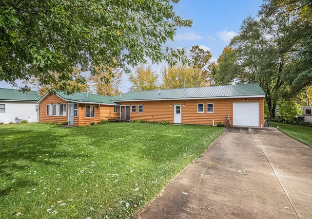Homes for sale in Wayne Township Cass, MI | 53027 Twin Lakes Rd, Wayne Township Cass, MI 49047 | MLS# 69025055103