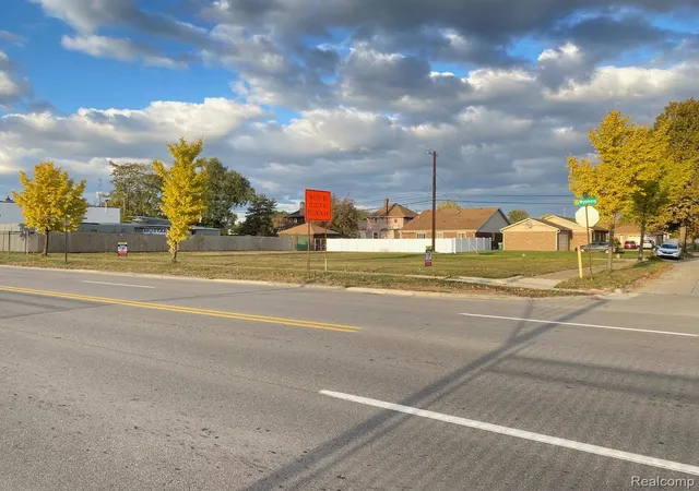 Photo 2 of Land for sale at 3230 Wyoming St, Dearborn, MI 48120 | MLS# 20251049816 | Listing updated on 2026-05-31