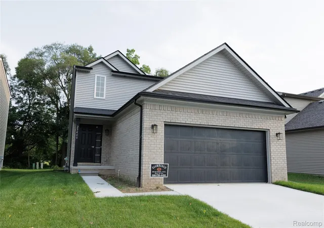 Photo 1 of Single family home for sale at 23207 Dale Allen Dr, Clinton Township, MI 48035 | MLS# 20251050147 | Listing updated on 2026-07-08