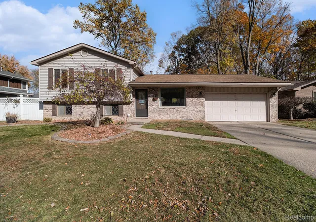 Homes for sale in Chesterfield, MI | 52372 D W Seaton Dr, Chesterfield, MI 48047 | MLS# 20251051375