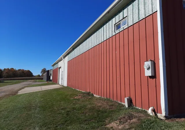 Photo 3 of Single family home for sale at 3297 Reamer Rd, Lapeer, MI 48446 | MLS# 5050193437 | Listing updated on 2026-08-29