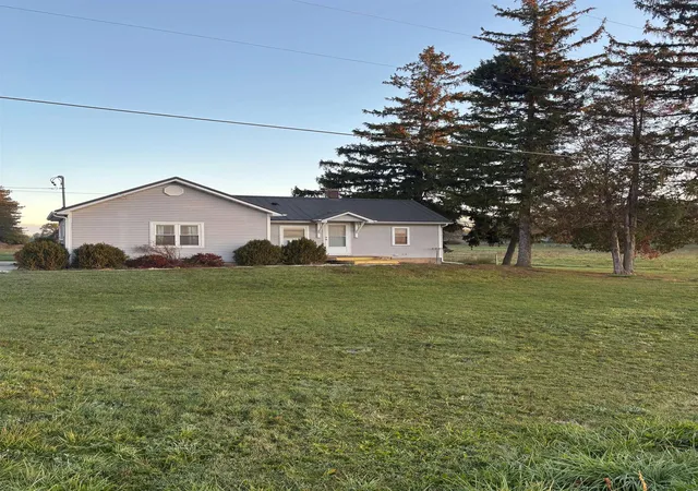 1st image of 917 E River, Mount Pleasant, MI 48858 | MLS# 79080063447