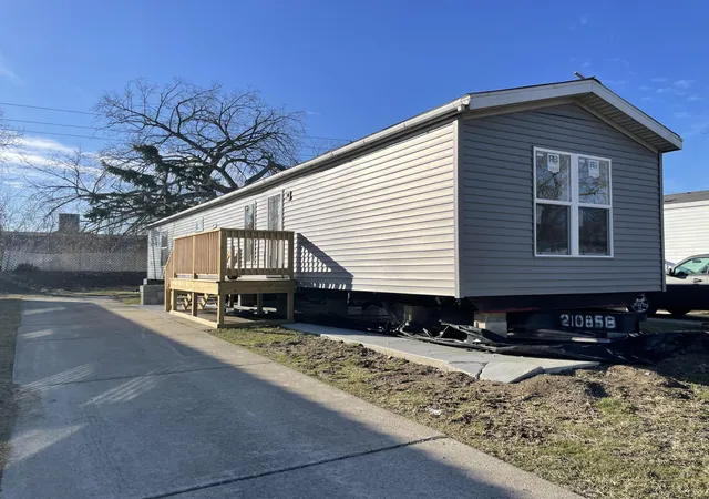Photo 1 of Single family home for sale at 3900 W Jefferson Ave, Trenton, MI 48183 | MLS# 81025057491 | Listing updated on 2026-08-24