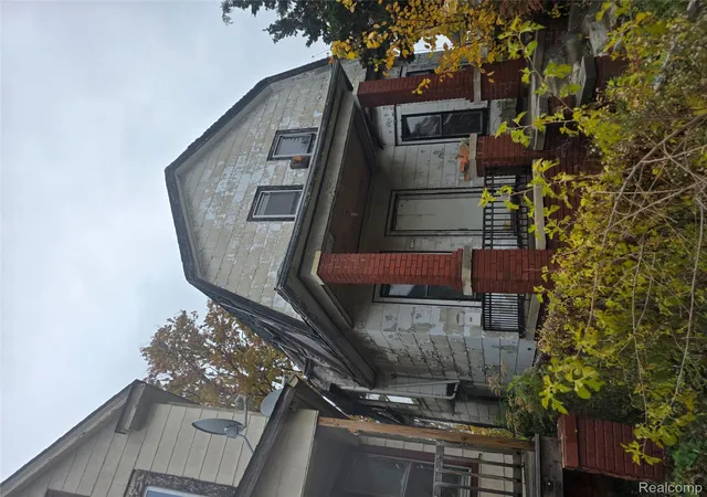 1st image of 5852 Rohns St, Detroit, MI 48213 | MLS# 20251053107