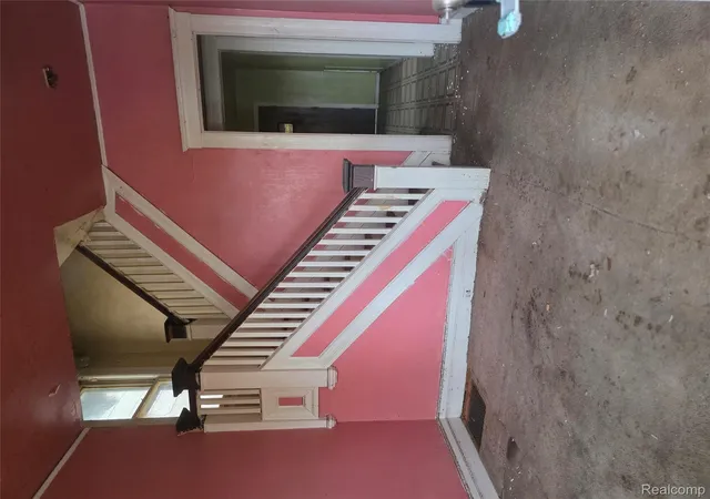 3rd image of 5852 Rohns St, Detroit, MI 48213 | MLS# 20251053107