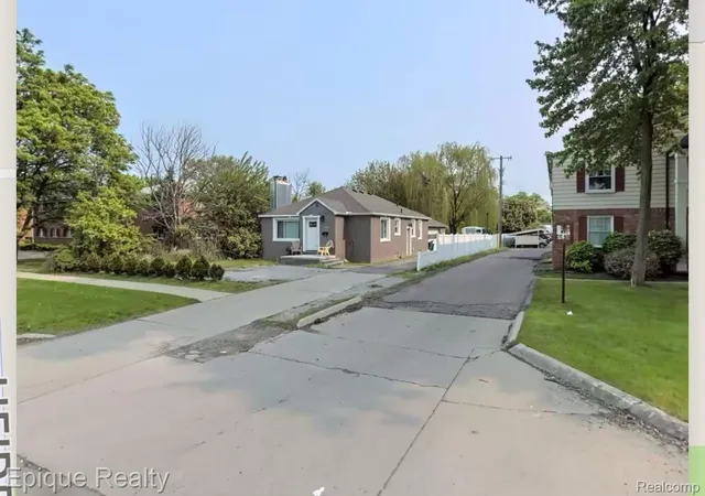 Photo 6 of Land for sale at 659 W Maple Rd, Clawson, MI 48017 | MLS# 20251053255 | Listing updated on 2026-08-21