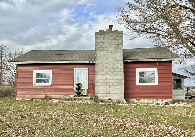 Homes for sale in Jefferson Township Hillsdale, MI | 3240 E Reading Rd E, Jefferson Township Hillsdale, MI 49266 | MLS# 62025057797