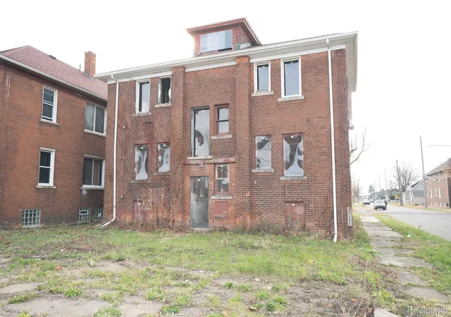 Photo 3 of Multi family home for sale at 6420 Tuxedo St, Detroit, MI 48204 | MLS# 20251053840 | Listing updated on 2026-09-10