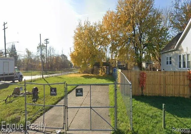 Land for sale at 8310 Olympia St, Detroit, MI 48213 | MLS# 20251054081