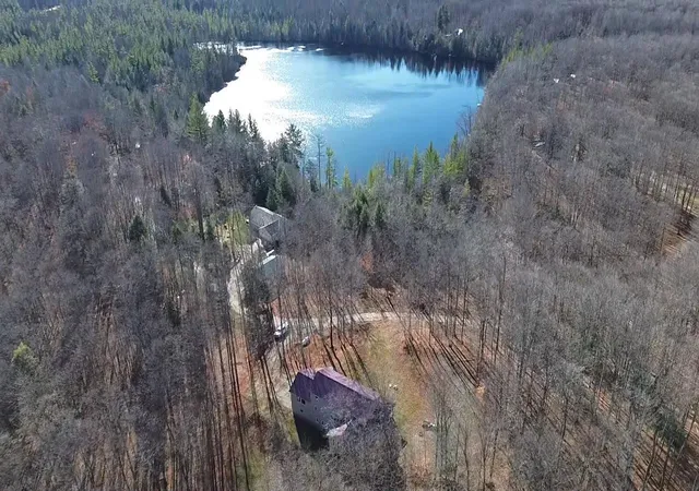 2nd image of 5877 E Lake Five Ln, Kalkaska, MI 49646 | MLS# 78080063751
