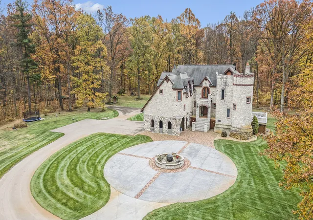 Photo 3 of Mansion for sale at 2303 38th Street, Allegan, MI 49010 | MLS# 71025058523 | Listing updated on 2026-07-16