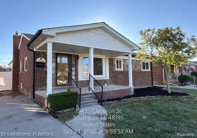 Homes for sale in Southgate City Wayne, MI | 15435 Cameron St Cameron St, Southgate City Wayne, MI 48195 | MLS# 20251055119
