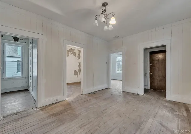 4th image of 9333 Elsa St, Detroit, MI 48214 | MLS# 20251055136