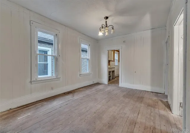 5th image of 9333 Elsa St, Detroit, MI 48214 | MLS# 20251055136