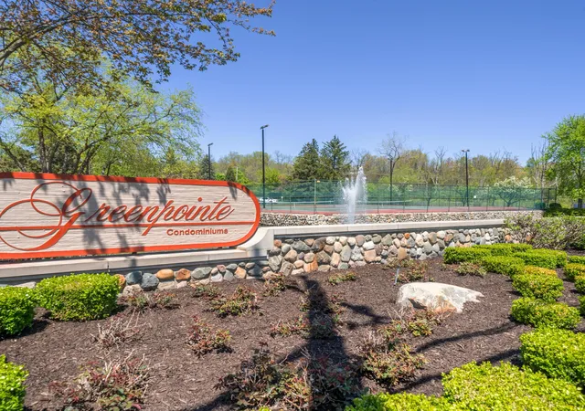 Photo 4 of Condo for sale at 7288 Danbrooke Ct, West Bloomfield, MI 48322 | MLS# 81025059171 | Listing updated on 2026-08-27