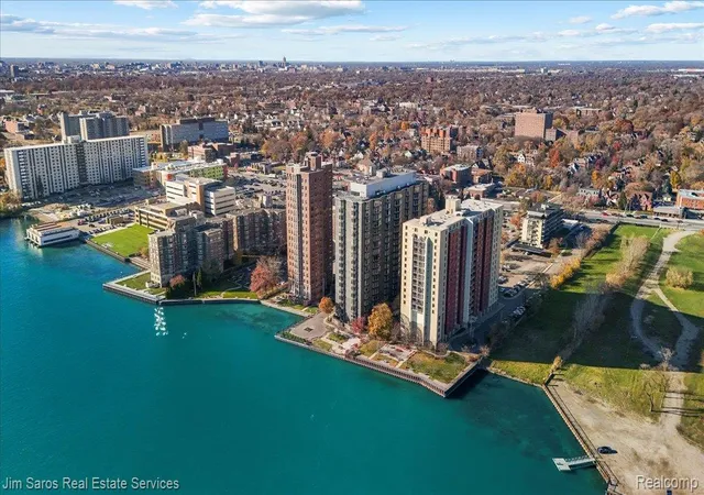 3rd image of 8200 E Jefferson Ave #1012, Detroit, MI 48214 | MLS# 20251055534