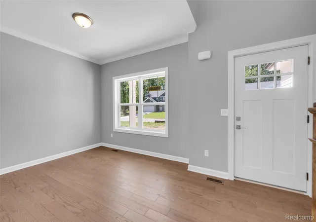 4th image of 2239 Baltimore Ln, Flint, MI 48505 | MLS# 20251056202