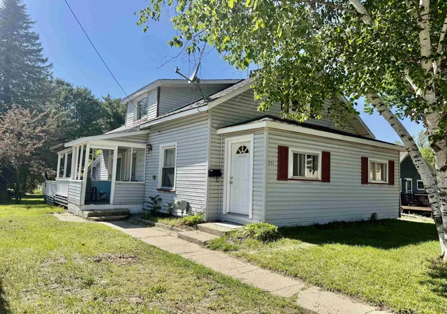 Homes for sale in Alma City Gratiot, MI | 711 Francisco Ave, Alma City Gratiot, MI 48801 | MLS# 79080063942