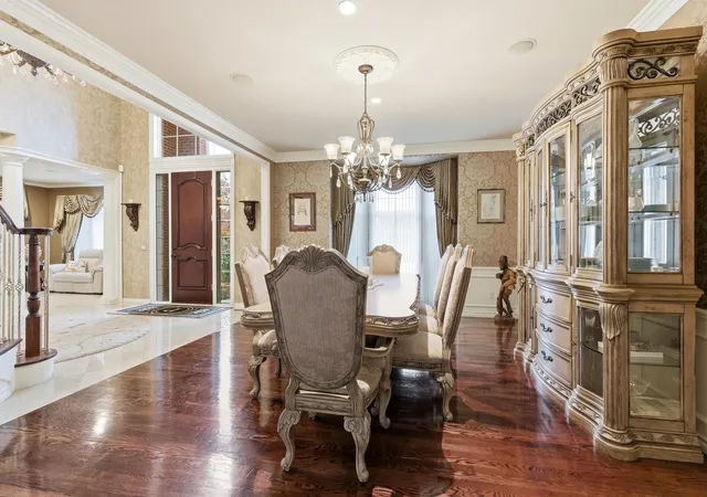 Photo 4 of Single family home for sale at 5520 Whitehall Blvd, Oakland Township, MI 48306 | MLS# 81025059954 | Listing updated on 2026-09-17