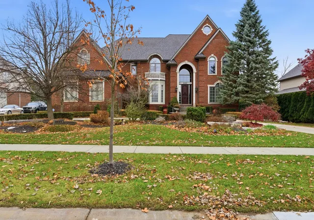 Homes for sale in Oakland Township, MI | 5520 Whitehall Blvd, Oakland Township, MI 48306 | MLS# 81025059954