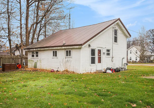 1st image of 207 S Capital Ave, Athens, MI 49011 | MLS# 64025059984