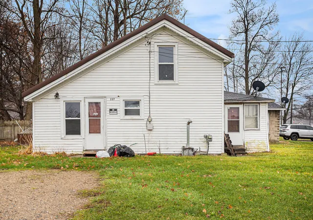 2nd image of 207 S Capital Ave, Athens, MI 49011 | MLS# 64025059984