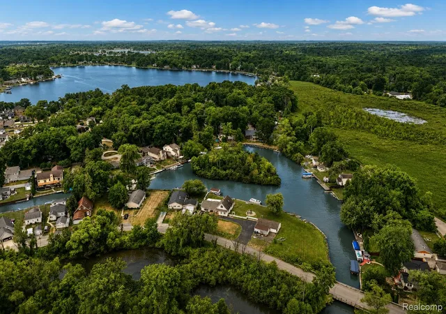 Photo 3 of Land for sale at 4370 Leroy St, White Lake, MI 48383 | MLS# 20251056900 | Listing updated on 2026-08-04