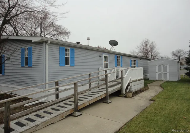 Homes for sale in Monroe City Monroe, MI | 231 Briarwood, Monroe City Monroe, MI 48161 | MLS# 20251057050